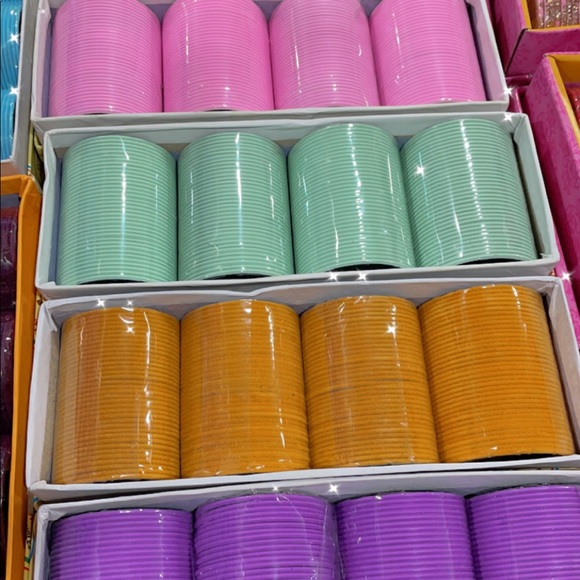 Glass and metal Bangles in stock - Picture 6 of 10